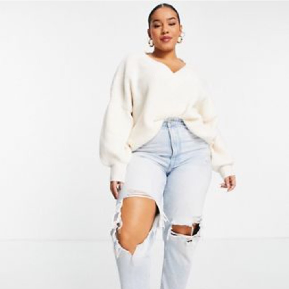 Cream sweater - Picture 3 of 5